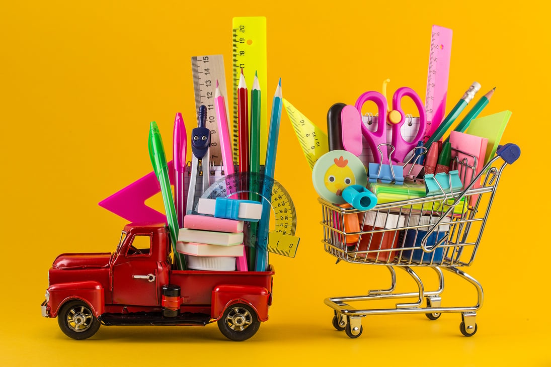 Car and shopping cart with School stationery